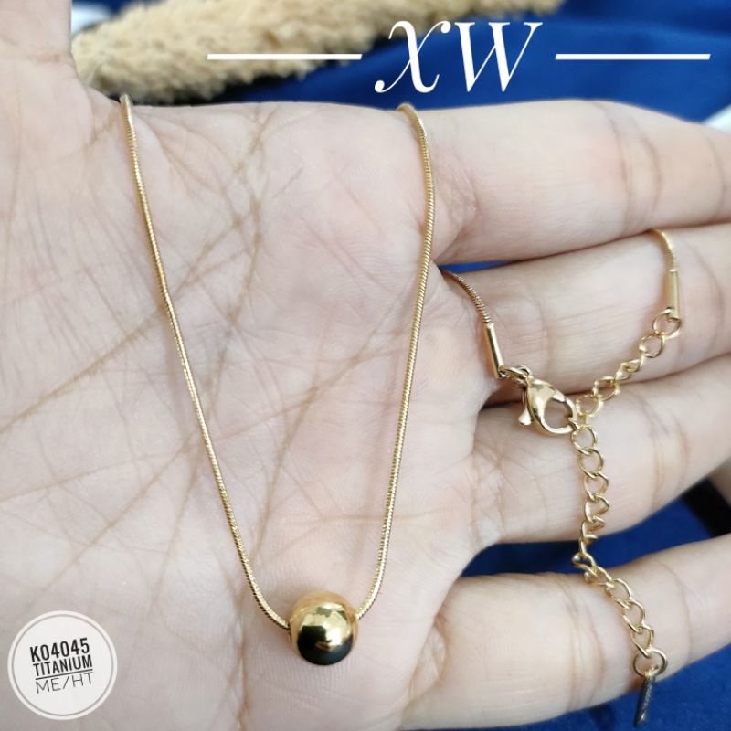 Kalung Titanium Simple Bola Satu Warna Gold K04045