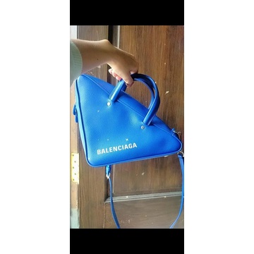 Balenciaga Triangle Bag ORI