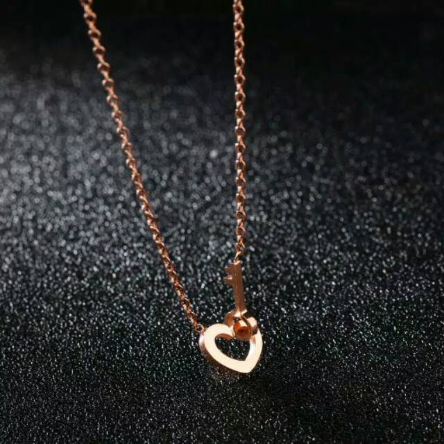 GG Kalung Love Key Titanium Premium Lapis Emas 18K #KL - 153