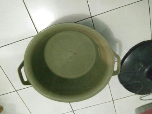 Bak Baskom Hijau Anti Pecah Pakan Ternak Tambal Ban