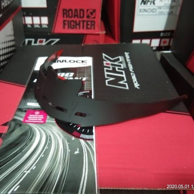 SPOILER/TANDUK/SAYAP NHK GP1000 BLACK DOFF SET PINLOCK/ANTI EMBUN
