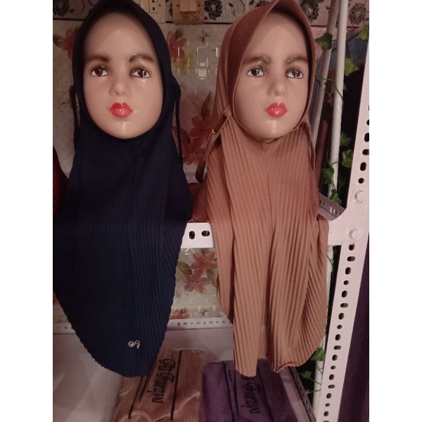 Hijab plisket anak brand al faezya