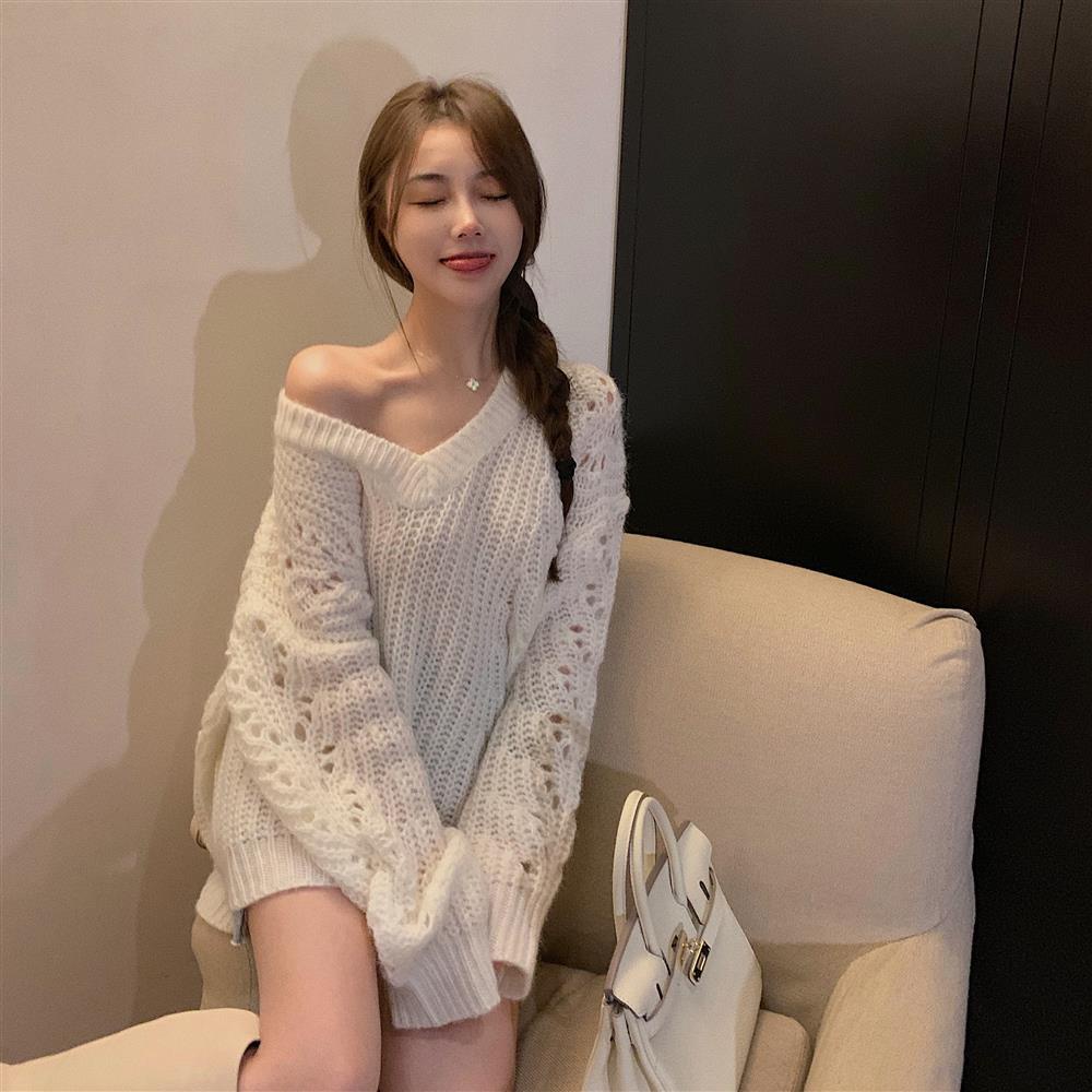 Sweater Wanita Lubang Robek Angin Malas Longgar Pakaian Luar Pullover Jepang Retro Rajutan Sweater T