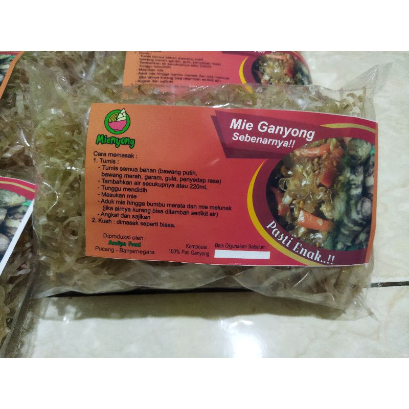 

Mie Ganyong (Mienyong) - Tanpa bahan pengawet 75 g