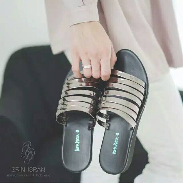 sandal merk isrin isran
