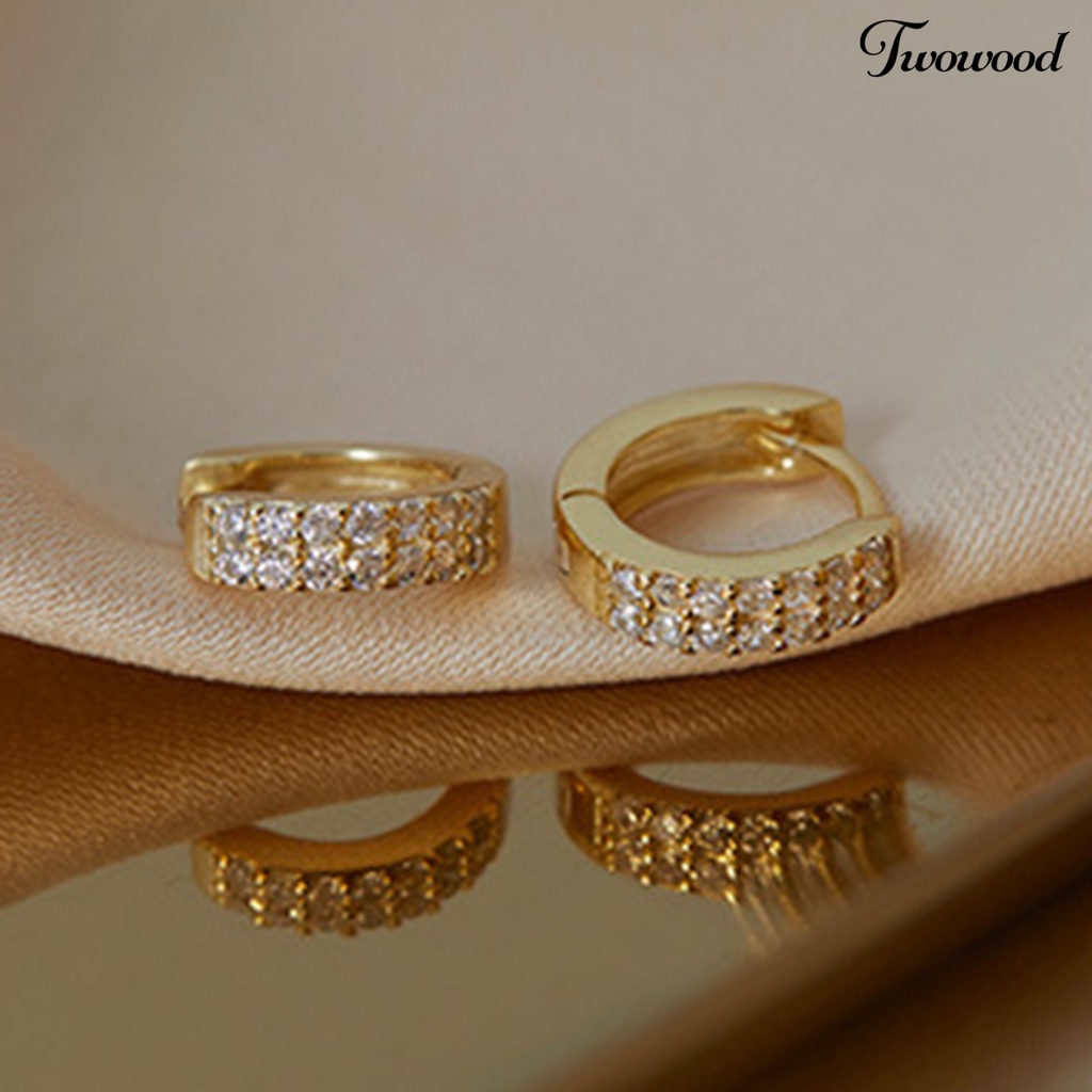 1 Pasang Anting Stud Bentuk Lingkaran Geometris Bahan Tembaga Aksen Kubik Zirkonia Untuk Harian