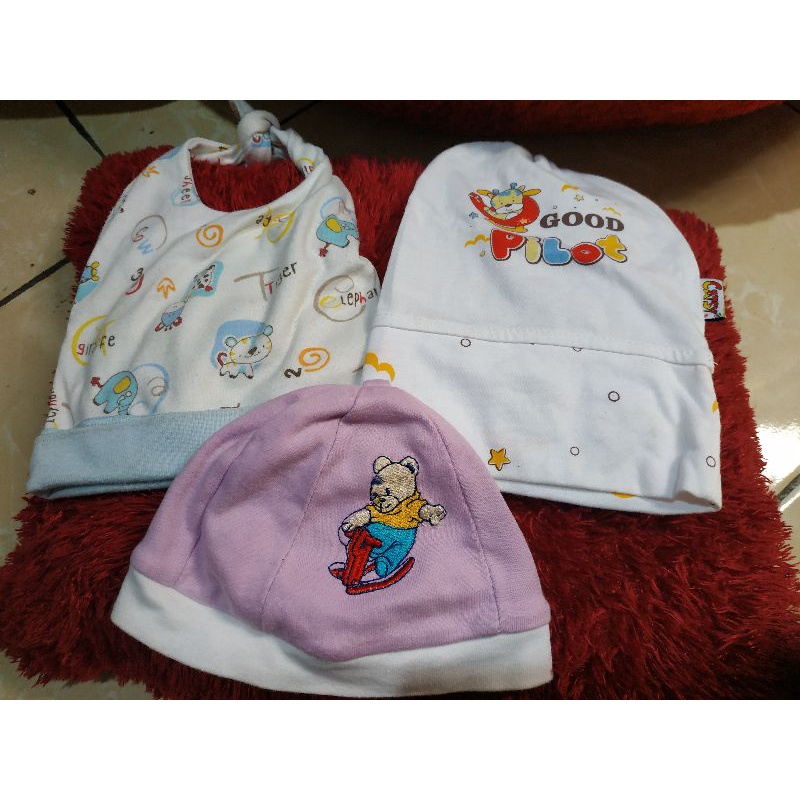 Topi bayi like new