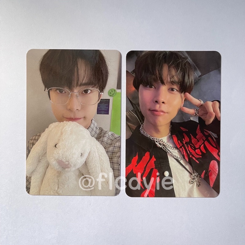 johnny jewel universe doyoung bunny boneka kelinci sticker pb