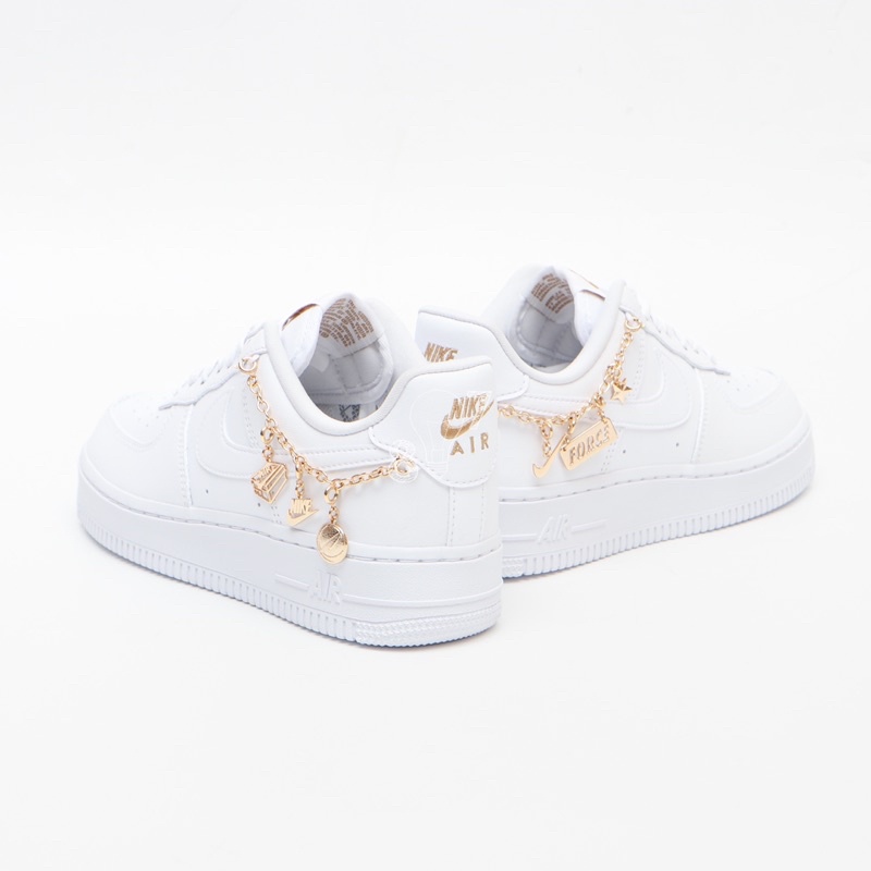 Air Force 1 Low Lucky Charm White