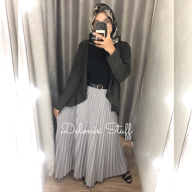 Yessika pleated skirt