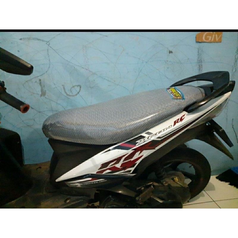 kulit sarung jok motor karbon biker thailand bordir