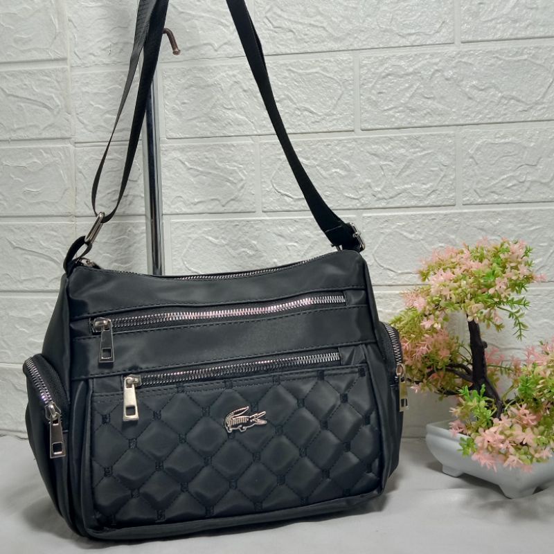 Tas selempang wanita resleting 5 bordir nilon super kekinian slingbag korea