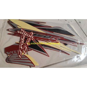 Striping Lis / Stiker body / Lis body CB150R Merah