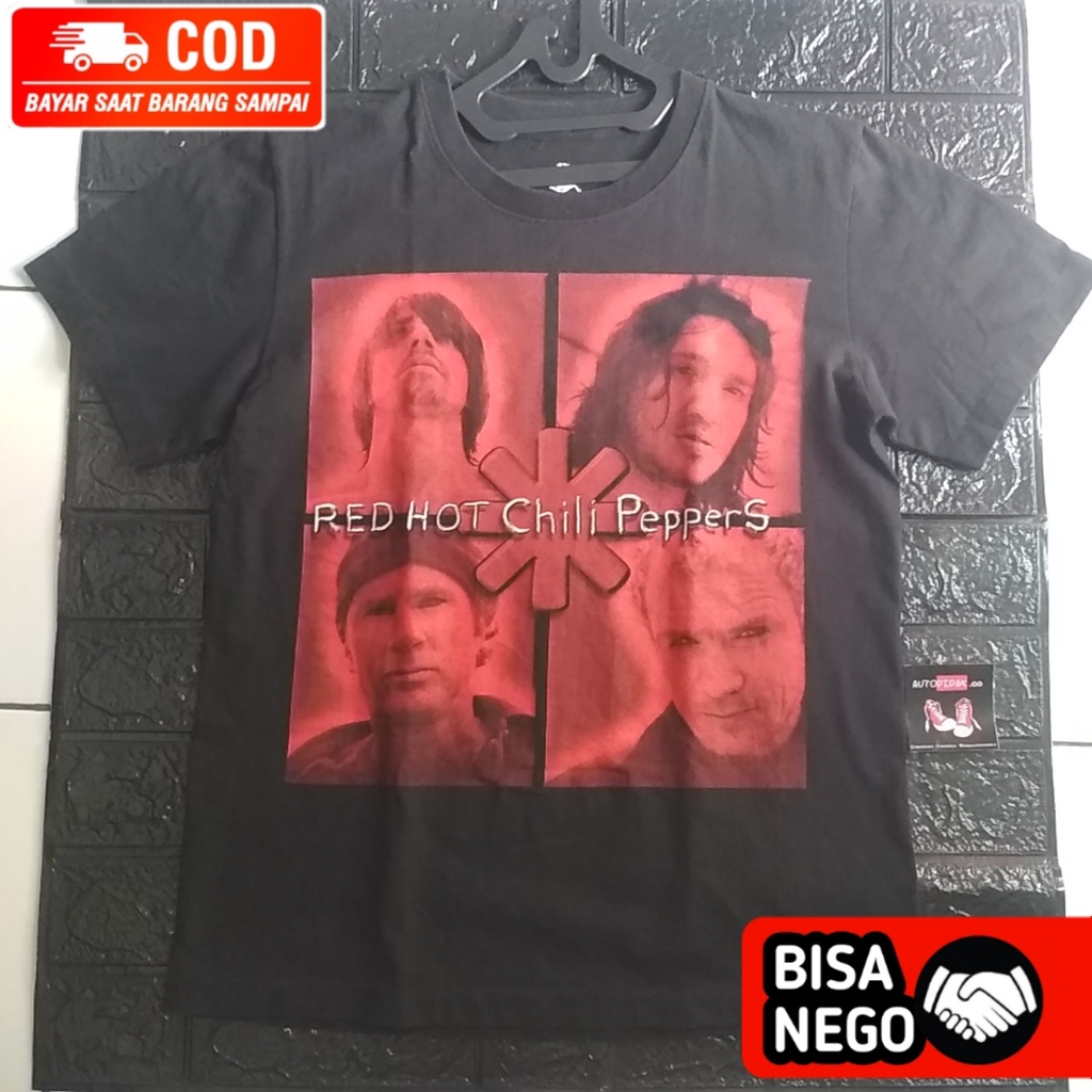 KAOS BAND RED HOT CHILI PAPPERS SECOND ORIGINAL/TSHIRT BAND RHCP BEKAS/KAOS BAND SECOND ORIGINAL