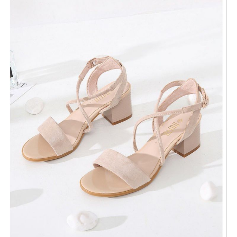 Heels lucu wanita murah pump kotak tahu vintage heel cewek kerja kantor mall main import prada