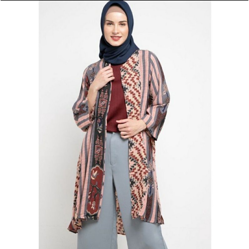 OUTER KAMIIDEA preloved, outer kamiidea no benang jarum riamiranda puru