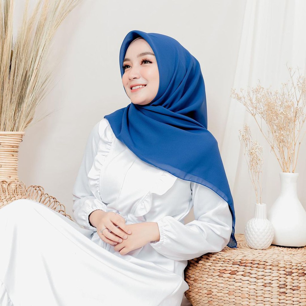 BELLA SQUARE Hijab Segiempat Warna Part1 Jilbab Pollycotton Premium [COD] [Go-Send]-COKSU