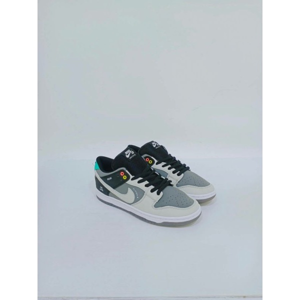 Sepatu Pria Nike SB Dunk Low Vx1000 Camorder Grey Black BNIBWT Grade Original 100% Miror 1:1