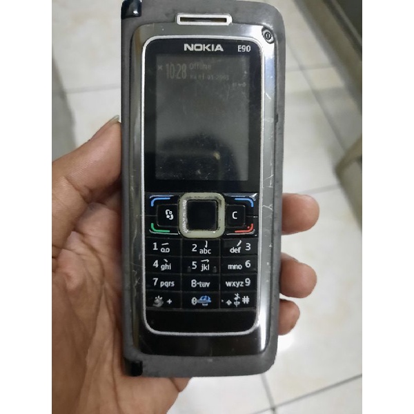 Bahan Nokia E90