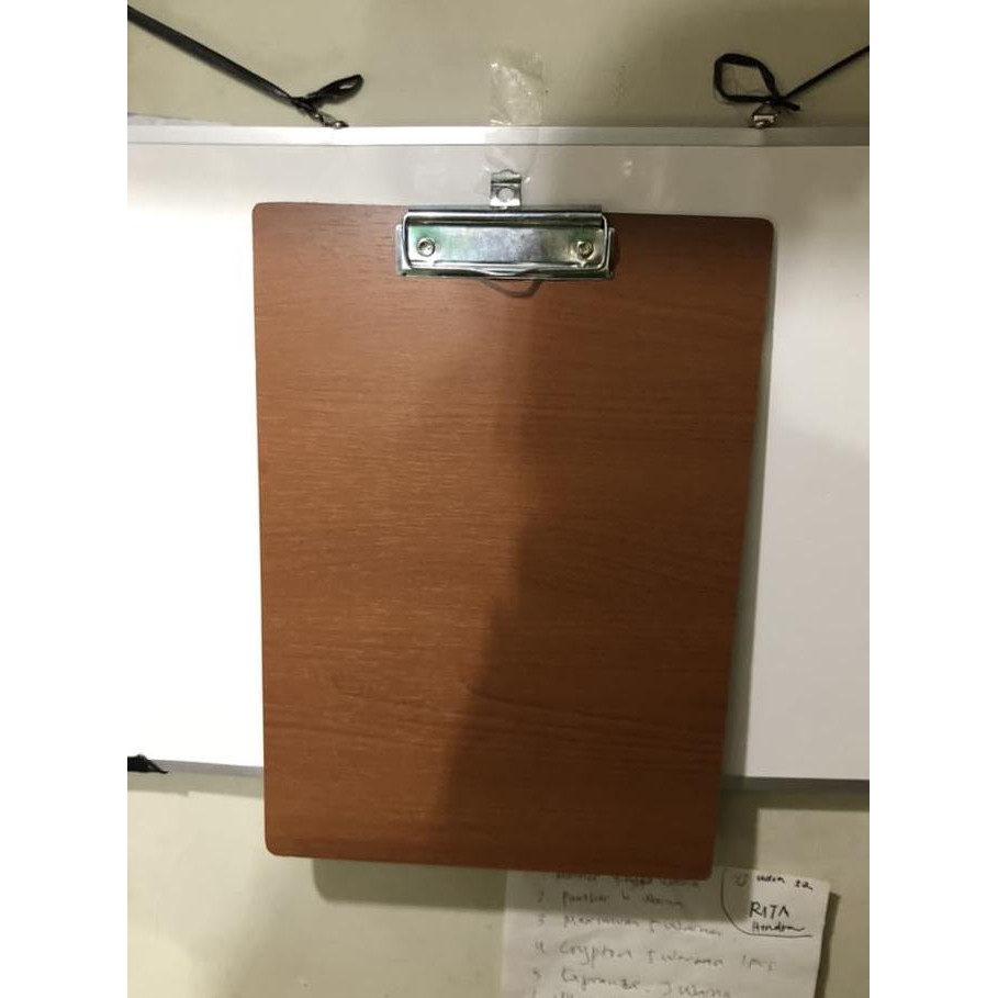 

Big Sale Papan jalan / clipborad folio/ papan ujian Cuci Gudang Awal Tahun