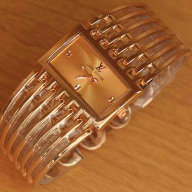 Jam tangan louis vuitton gelang sisir rosegold