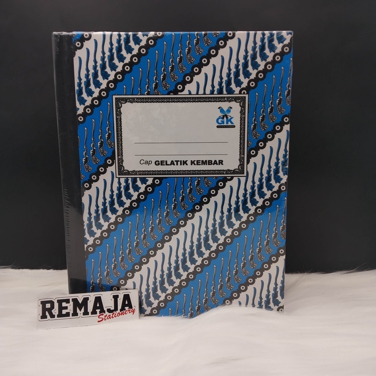 

Buku Hard Cover Gelatik Quarto ( ukuran buku tulis 32 ) isi 300 per pcs