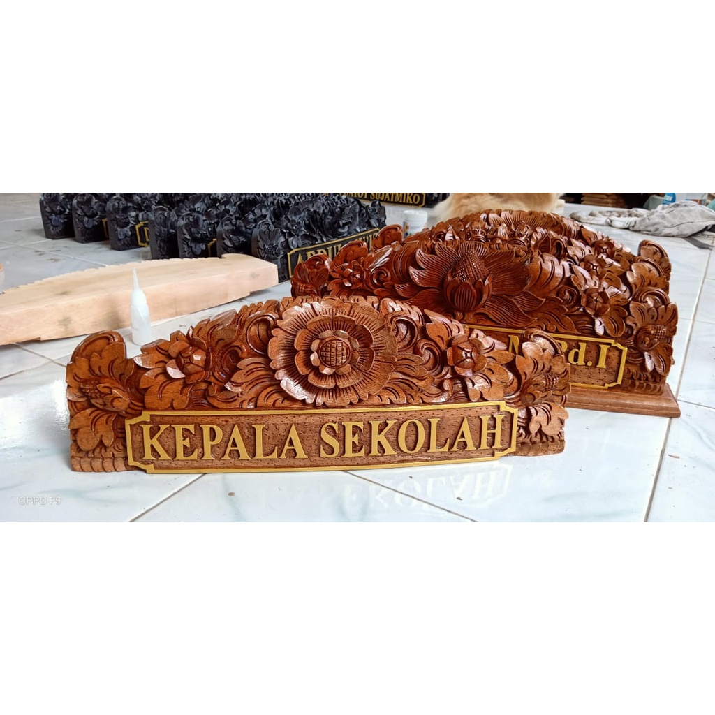 Papan nama meja kayu ukiran bunga Matahari Nameplate hiasan dekorasi bali