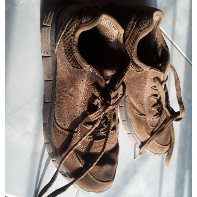 Sepatu play boy original second