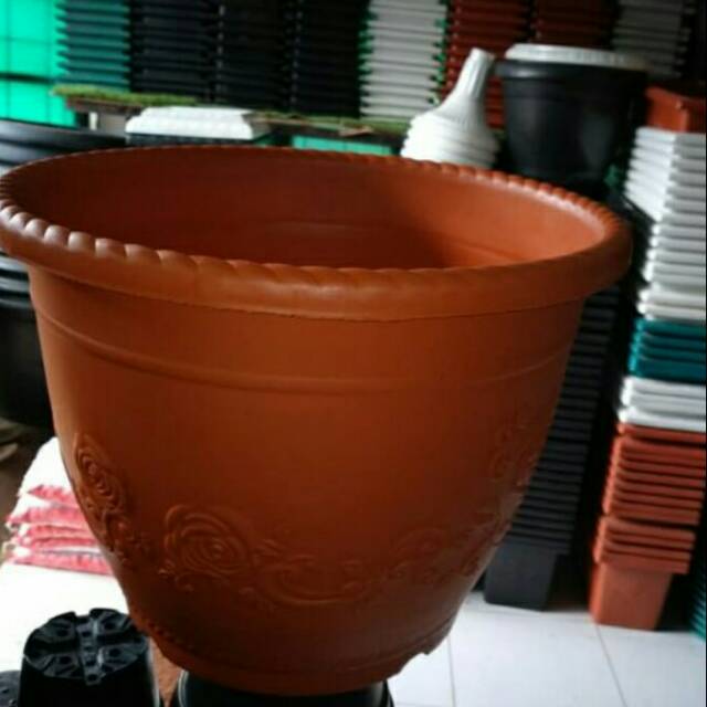 Pot Sallom ukuran 40cm coklat