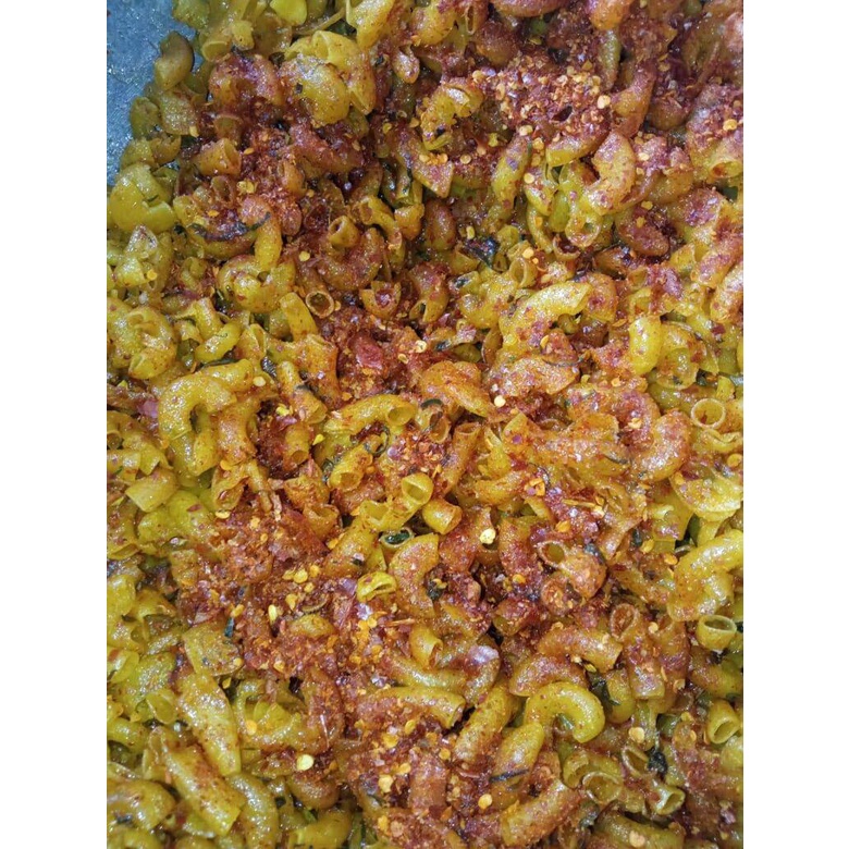 

MAKARONI kriuk pedas daun jeruk 10 pcs(paket hemat )