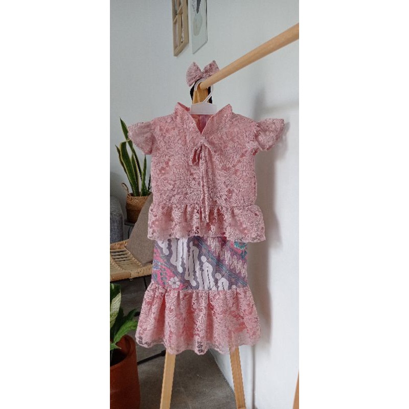 Kebaya Duyung brokat Anak