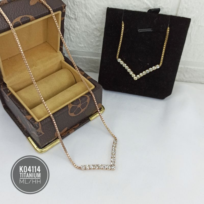 Kalung Titanium Fuji Gold/Rosegold K04114