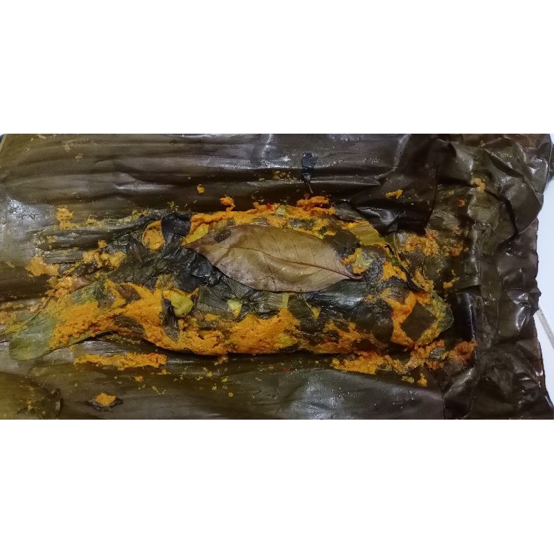 

Pepes Ikan Mas Nu Kacida