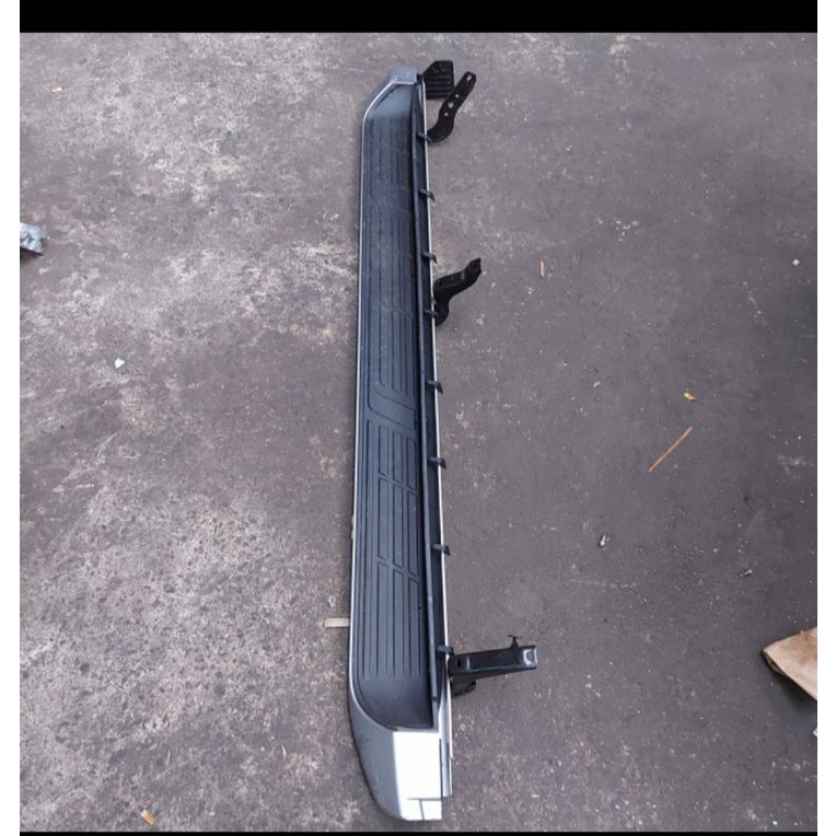 Footstep injakan kaki Komplit Besi Toyota Fortuner VRZ Original