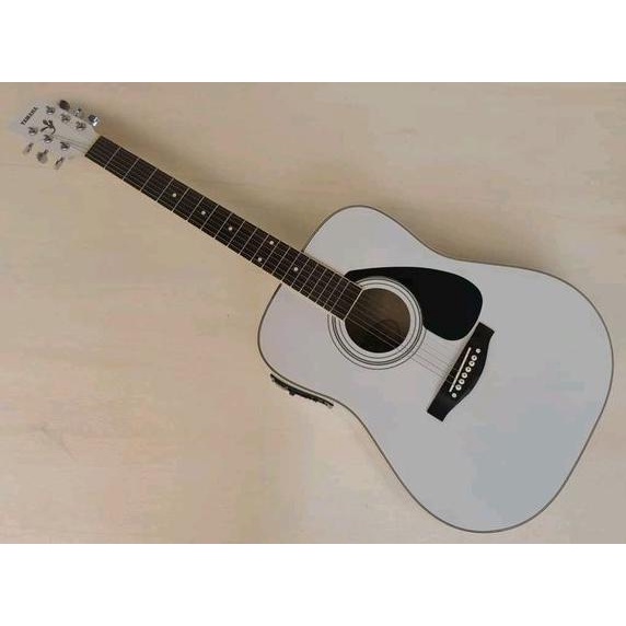 GITAR AKUSTIK ELEKTRIK YAMAHA F335 PUTIH SD123SA3