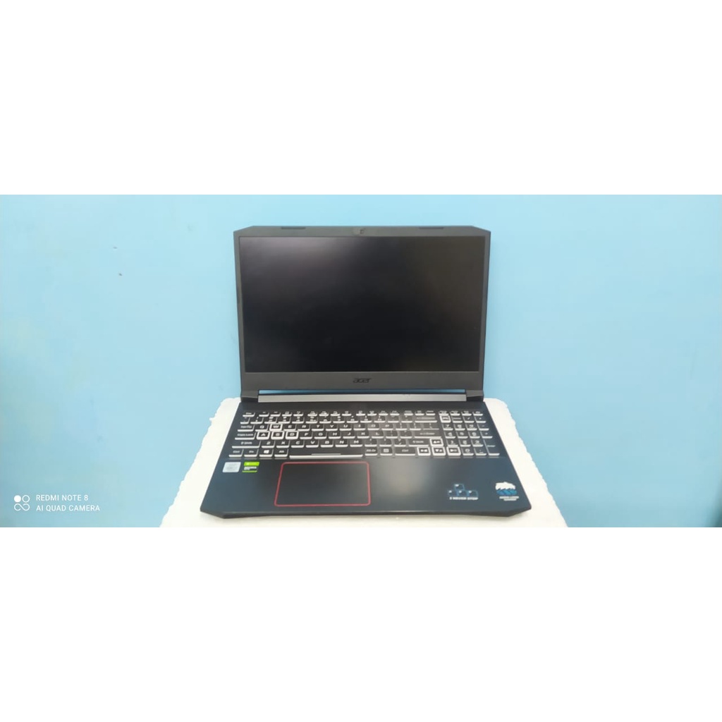 Laptop Acer   PREDATOR  300