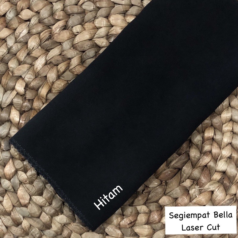 Hijab Bella Square Laser cut / Segiempat Bella-Hitam