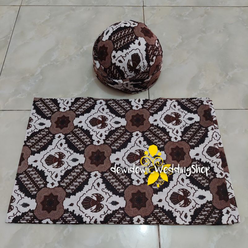 Set Jarik Cewek Cowok + Blangkon, Motif Parang kotak