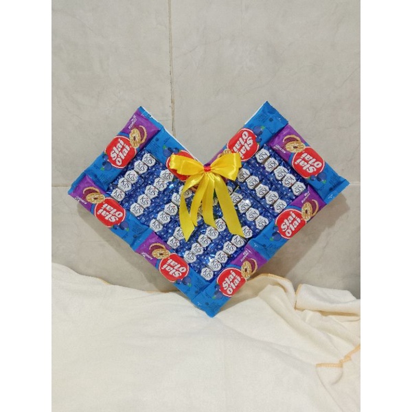 

Kado ultah kado wisuda love slai Olai Love Chocolatos
