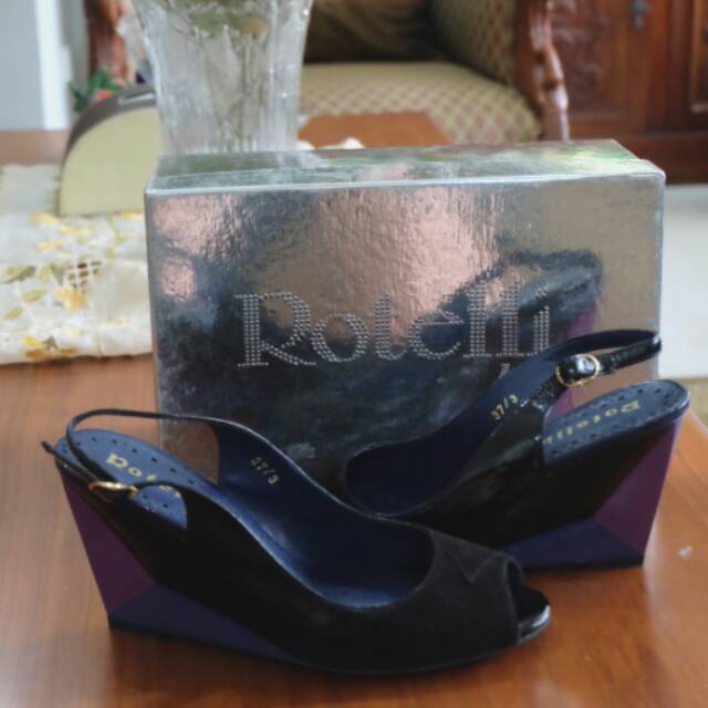 Preloved Rotelli wedges