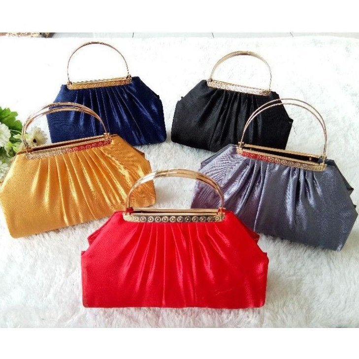 TAS PESTA SATIN SANDRA MODEL CLUCTH DAN SELEMPANG TERKESAN MEWAH DAN ELEGAN DERAS HOP99