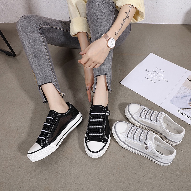 Sepatu Sneakers Wanita Import 726-727-728-2