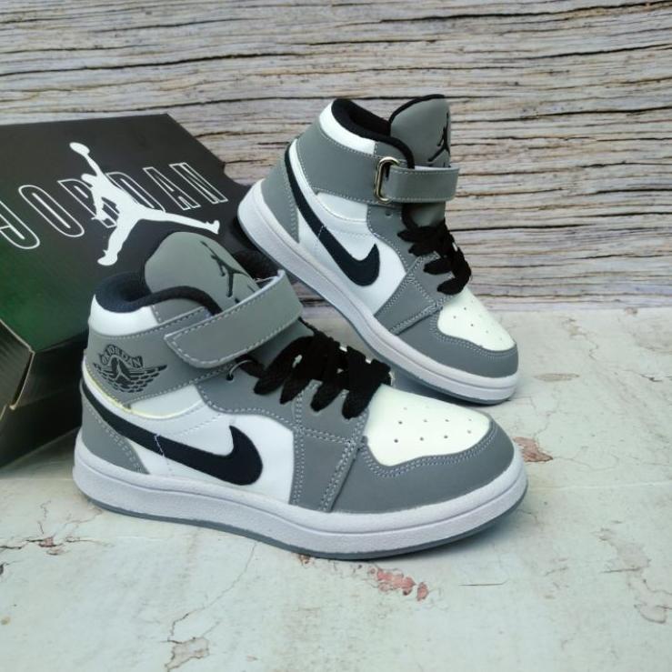 Top Produk.. Sepatu jordan anak abu abu grey [grade original] sepatu anak nike air jordan