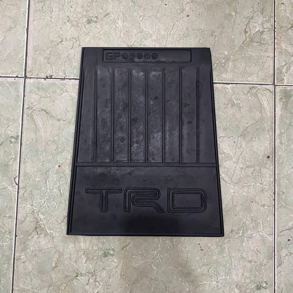Limited Karpet Karet Roda Kepet Lumpur Mud Guard Belakang Trd L300 / T120 Universal Belakang