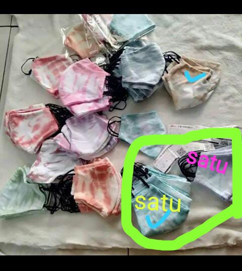 Masker Tie Dye Hijab