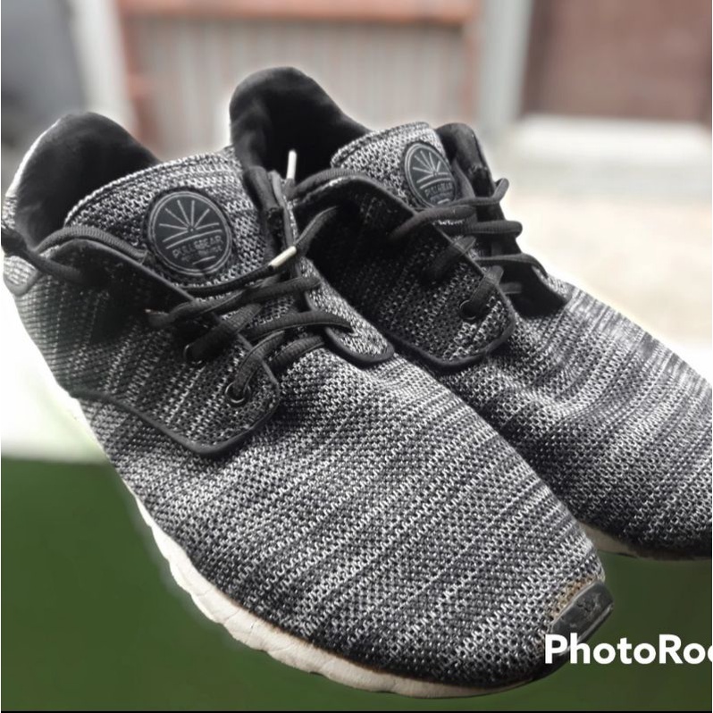 Sepatu Pull&Bear