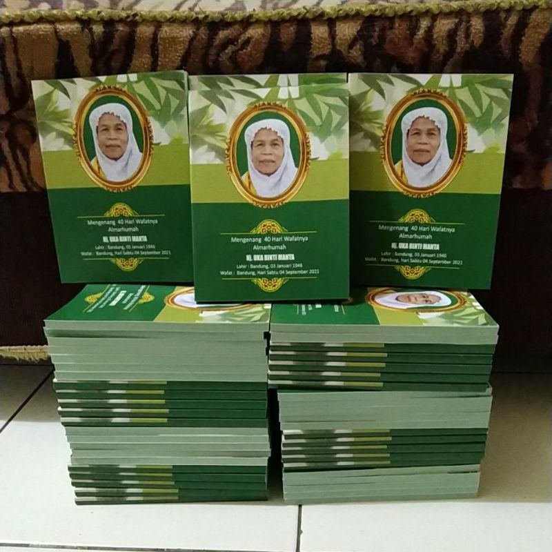 Buku Yasin Cetak Yasin Untuk Mengenang 40/100 Harian Almarhum Soft Cover