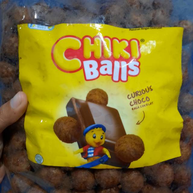 

Chiki ball coklat,indofood,original,snack,cemilan manis ,