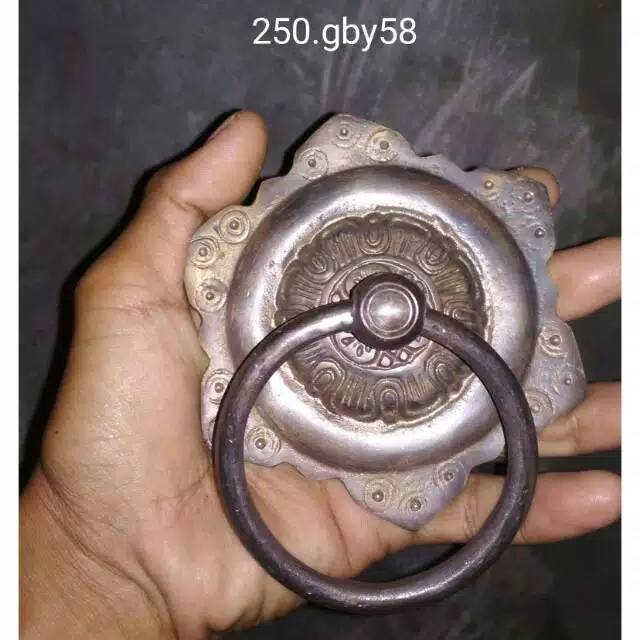 Ketukan pintu antik, Bel pintu antik, tarikan pintu