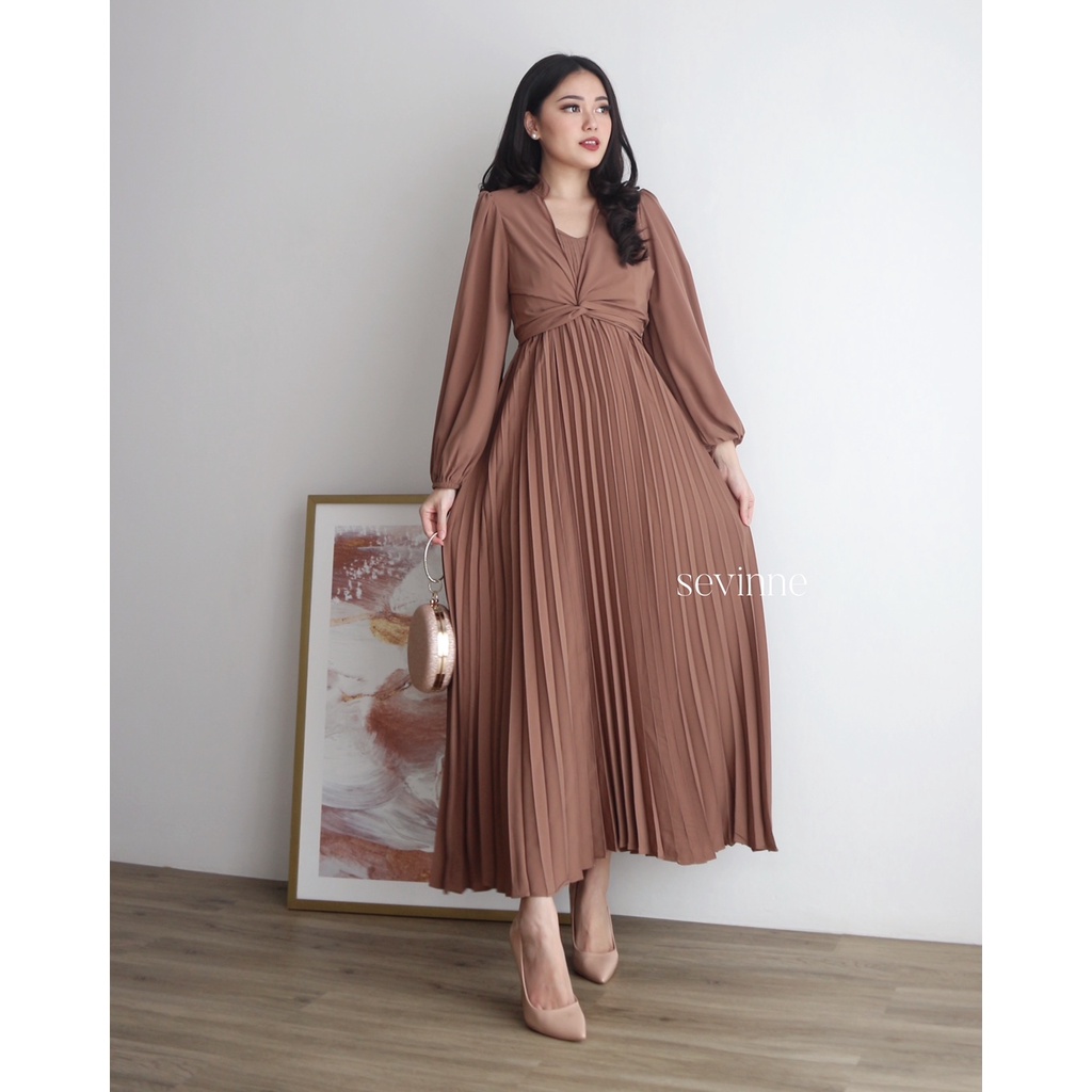 Sevinneclothing - EMERSYN Set-5